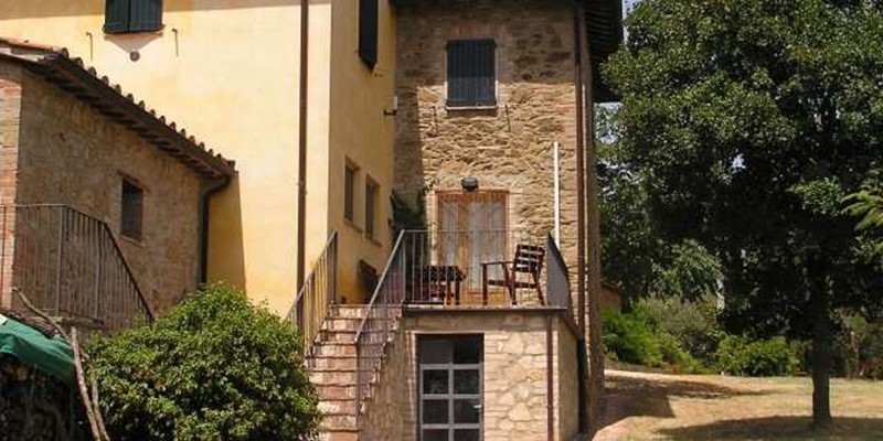 Traditional Villa With Panoramic Views To Rent In Umbria 2023