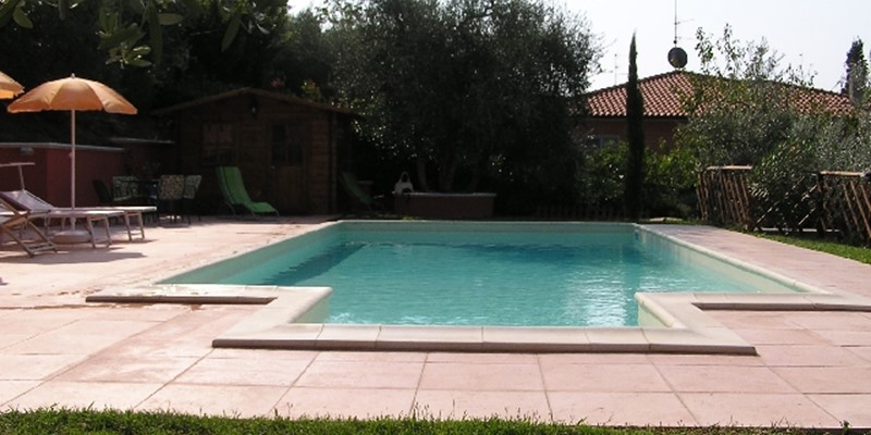 Independent house with private pool for Umbria holiday rentals