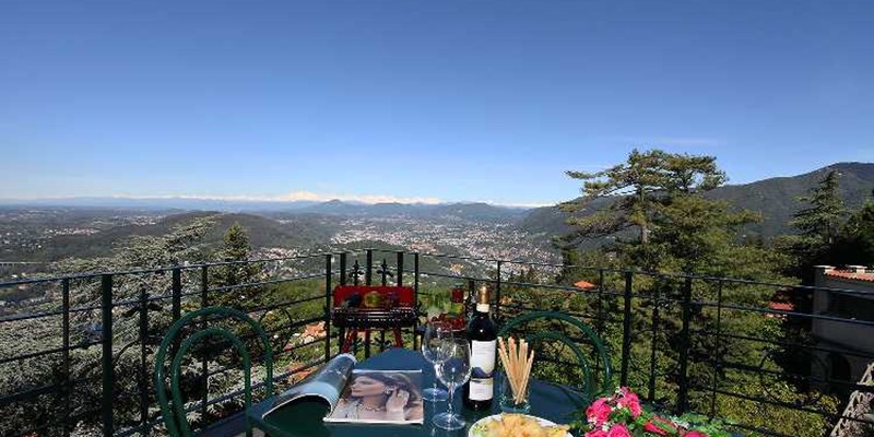 Lake Como accommodation