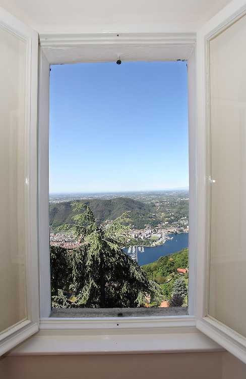 Lake Como accommodation