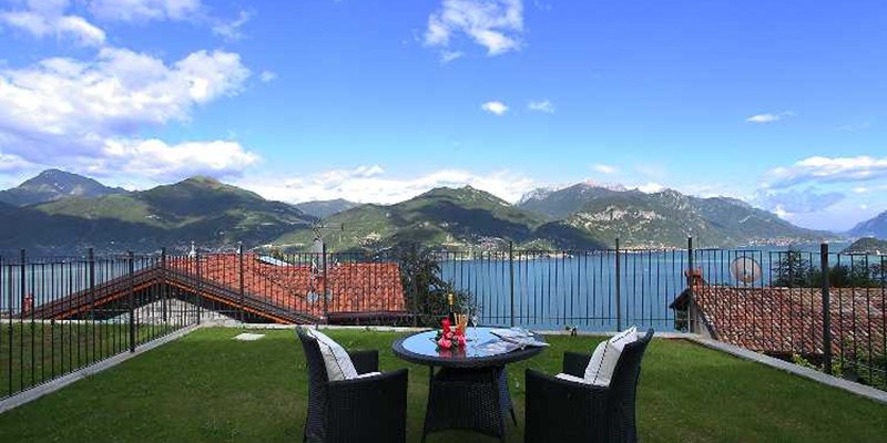 Lake Como villa with private pool