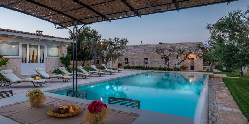 Villa with private pool for 8 people near Castellana Grotte
