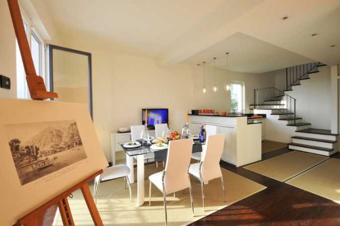 Lake Como villa with private pool