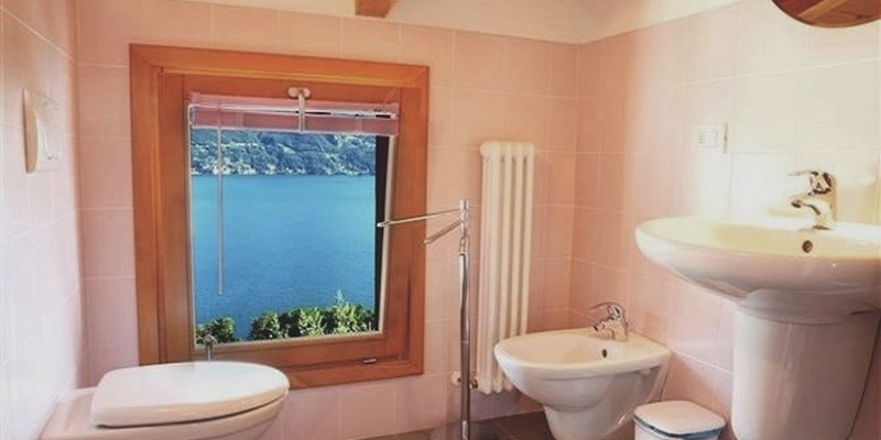Apartment for 6 people on the western side of Lake Como