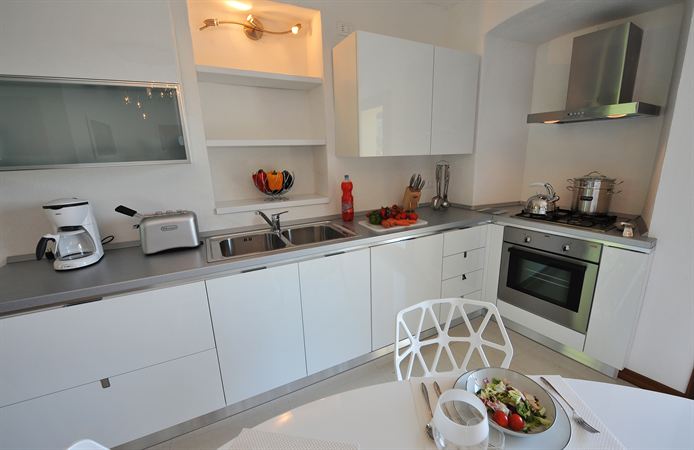 Apartment with wonderful panoramic terrace views of Lake Como