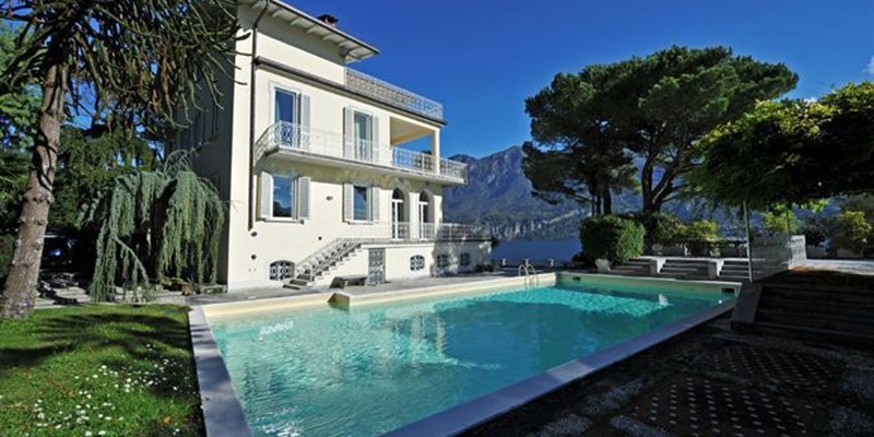 Large villa for 14 people on the shores of Lake Como in Vassena