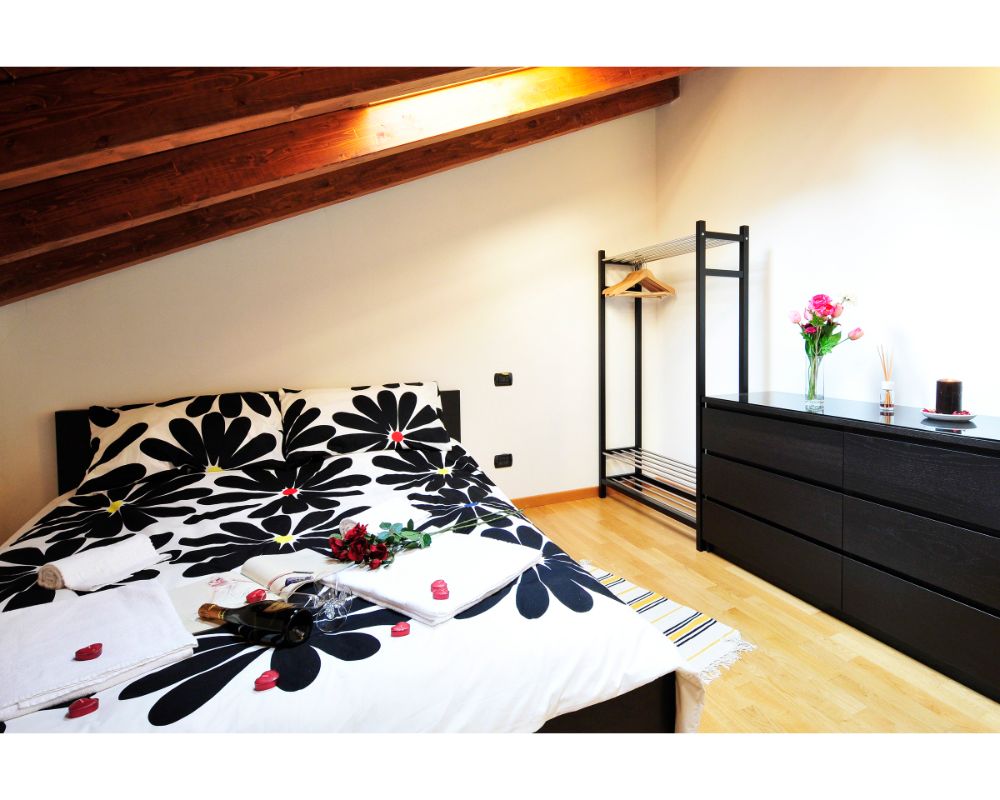 Apartment for 4 people near Bellano with shared swimming pool