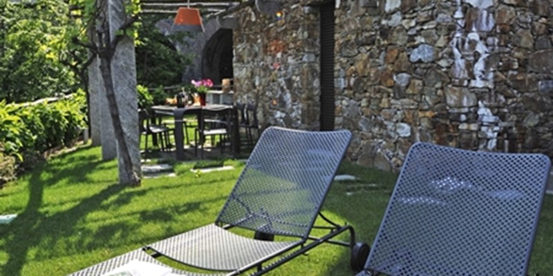 Luxury apartment for 6 people near Menaggio with swimming pool