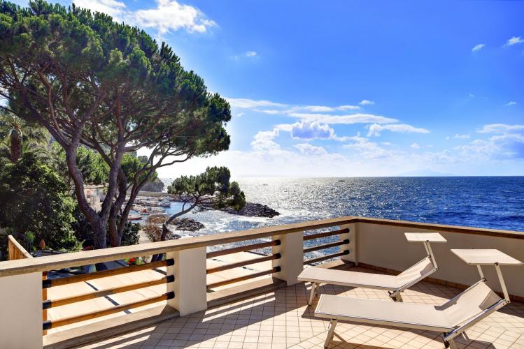 Apartment Lungomare | Romantic Apartment On The Sea Front To Rent In Sorrento, Italy 2022/2023