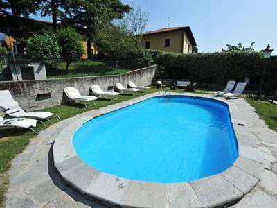 Lake Como villa with private pool