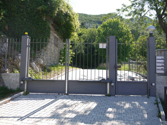 Perledo Partire Vista | Tranquil Apartment With Lake Views To Rent In Lake Como, Italy 2022/2023