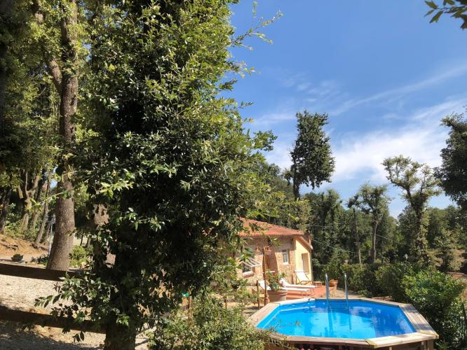Villa suitable for 6 people in Tuscany with private swimming pool