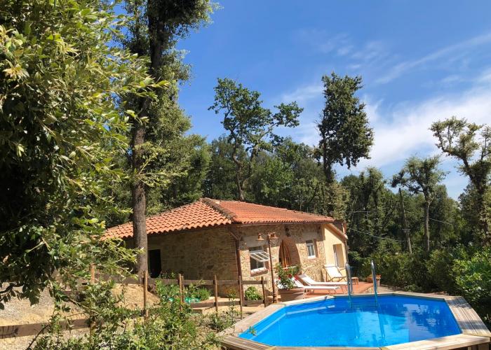 Villa suitable for 6 people in Tuscany with private swimming pool