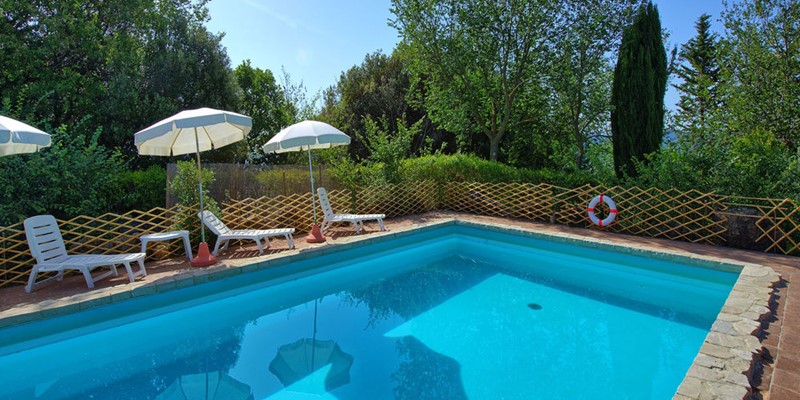 Villa for 12 people with private pool near Volterra in Tuscany