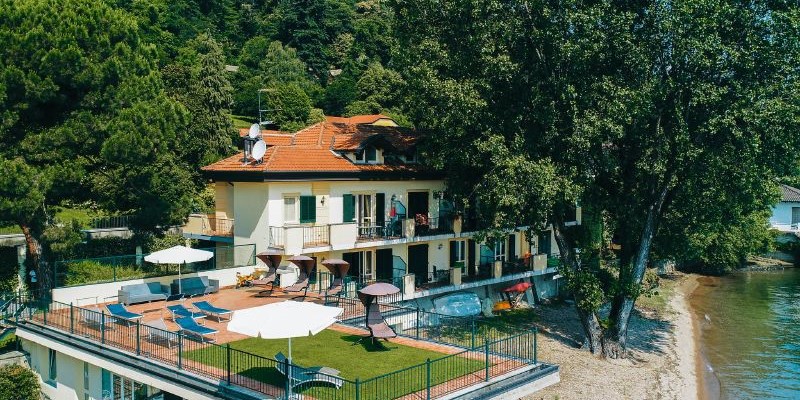 Apartment for upto 3 people overlooking Lake Maggiore 