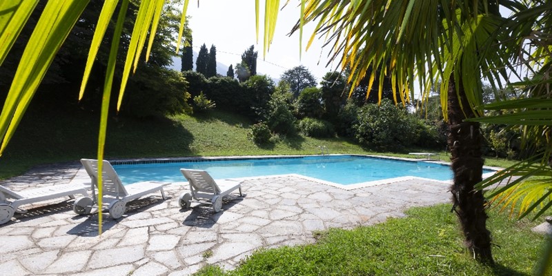 Villa for 12 people with 6 bedrooms near Lake Maggiore