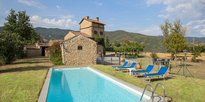 Villa with private pool near Cortona in Tuscany