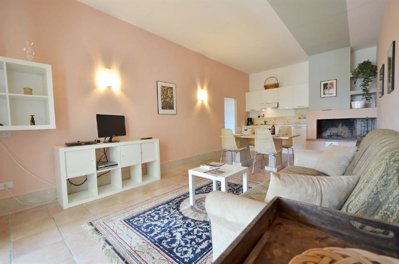 Romantic villa for 2 people in Tuscany with private swimming pool