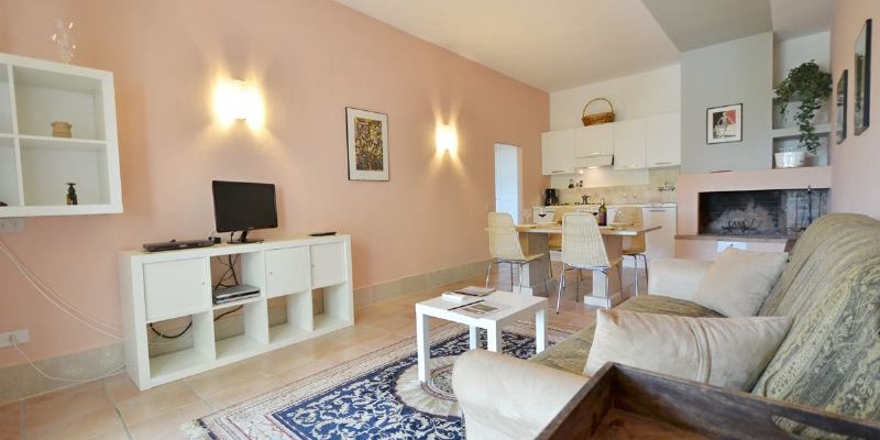 Romantic villa for 2 people in Tuscany with private swimming pool