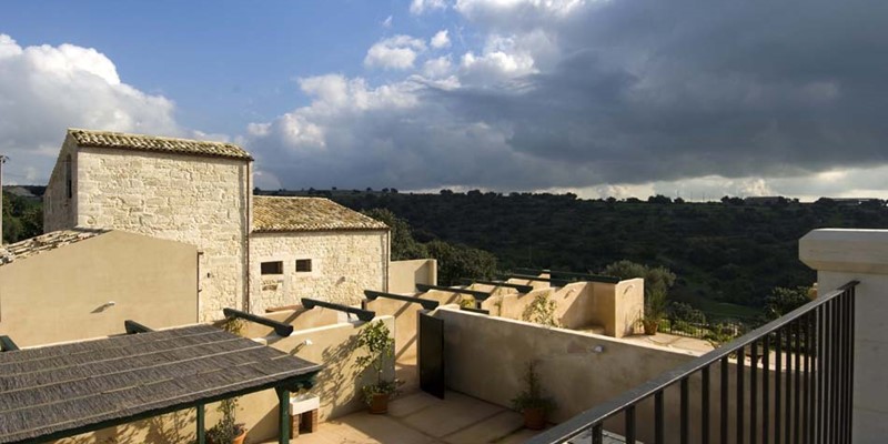 Countryside Apartment With Private Terrace To Rent In Sicily, Italy