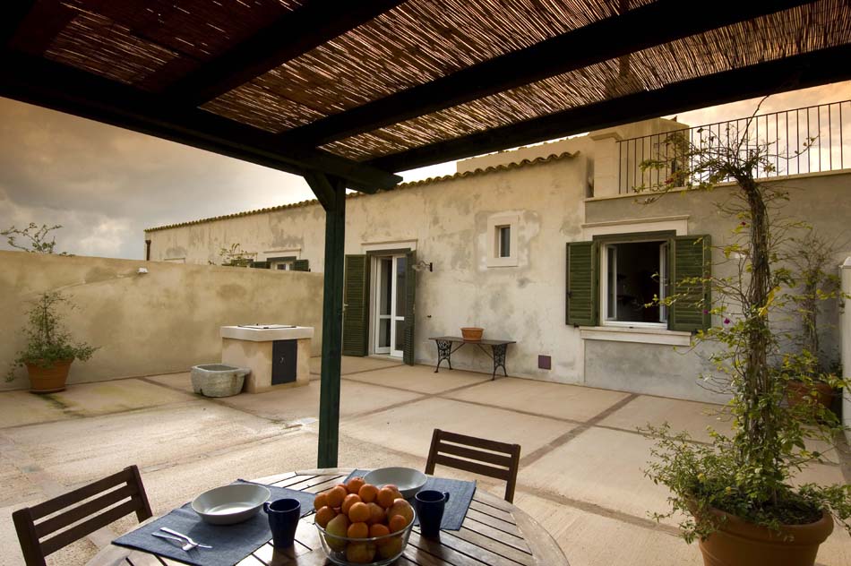 Countryside Apartment With Private Terrace To Rent In Sicily, Italy