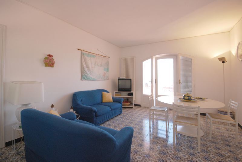 5 bedroomed villa for 9 people with private pool on the Sorrento Coast