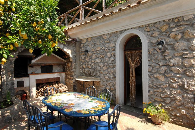 Romantic Sea View Apartment For 2 To Rent On Amalfi Coast, Italy