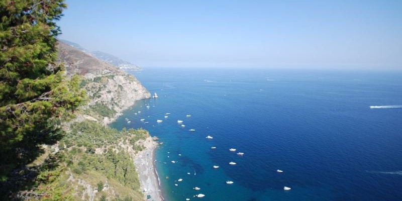 2 bedroomed villa near Postiano with private swimming pool