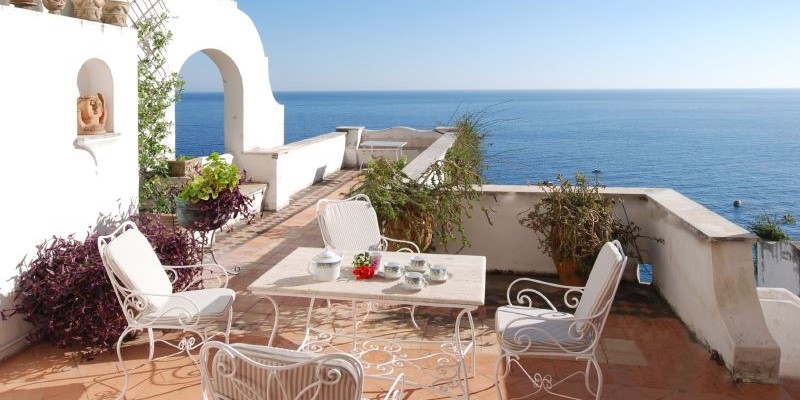 3 bedroomed villa in Positano with private swimming pool