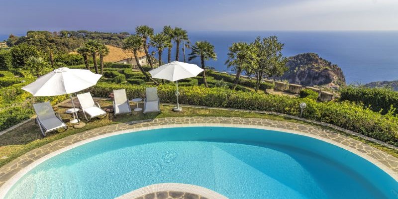 5 bedroomed luxury villa with private pool near Ravello on the Amalfi Coast