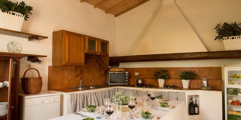 4 bedroomed villa with private pool and views of the Chianti region in Tuscany