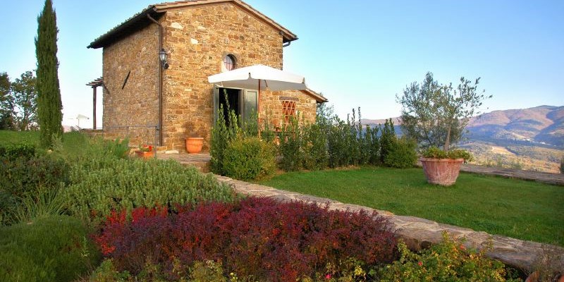 2 bedroomed villa in the Chianti region with swimming pool