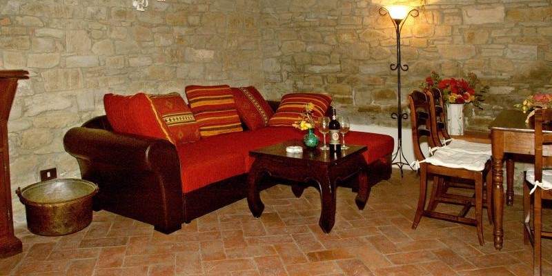 2 bedroomed villa in the Chianti region with swimming pool