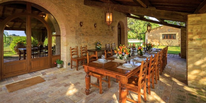 Large luxury villa in Tuscany for 18 people with private pool