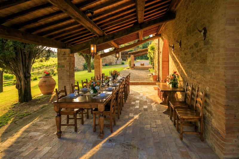 Large luxury villa in Tuscany for 18 people with private pool