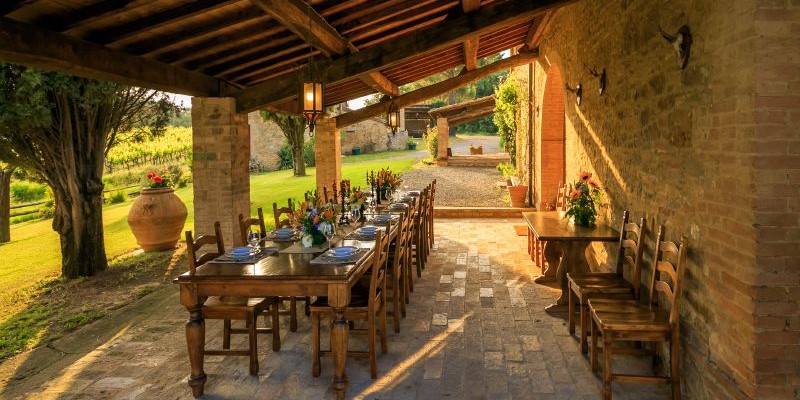 Large luxury villa in Tuscany for 18 people with private pool