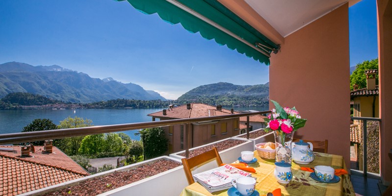 3 bedroom apartment for 7 people with views of Lake Como