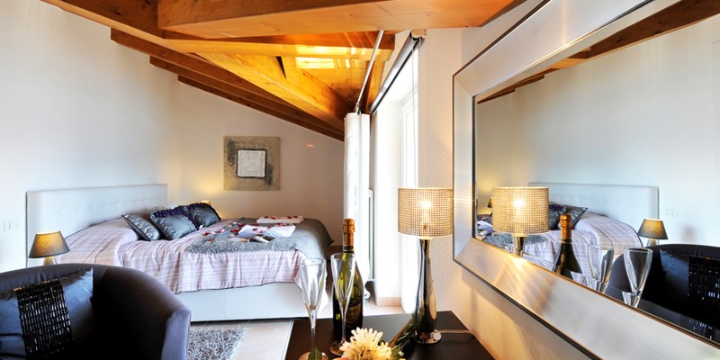 Stunning Lake Como view apartment for 4 people in 2 bedrooms