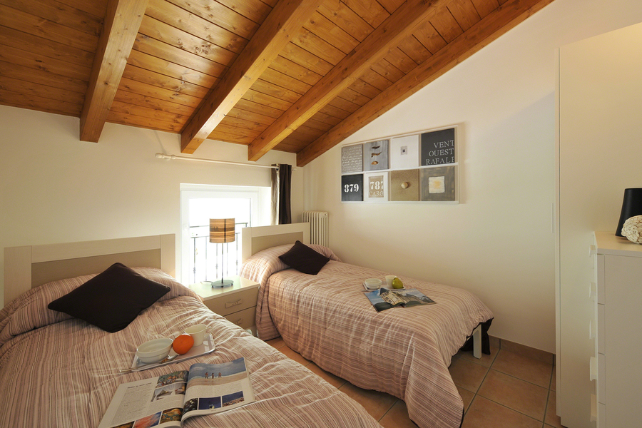 Stunning Lake Como view apartment for 4 people in 2 bedrooms