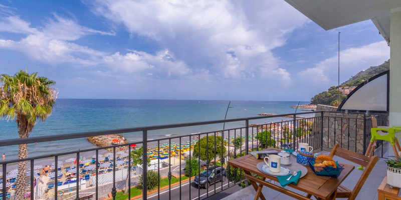 Glicine Vista Mare | Scenic Apartment With Panoramic Sea Views To Rent In Laigueglia, Italian Riviera, Italy 2022/2023