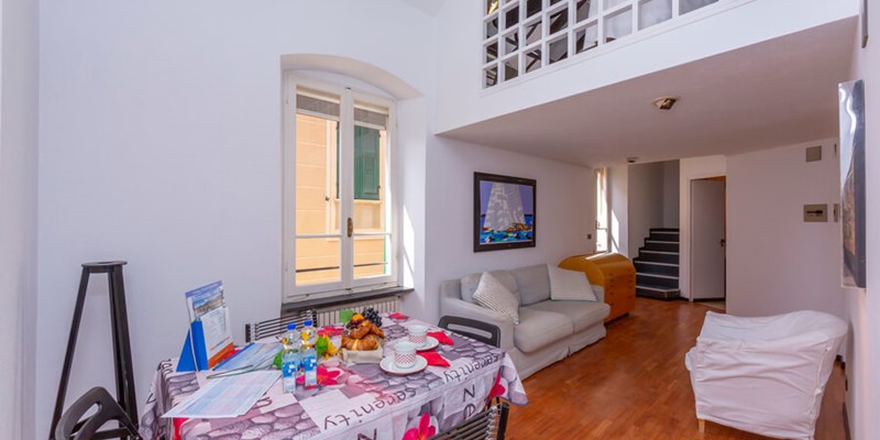 1 bedroomed apartment for 5 people in central Alassio