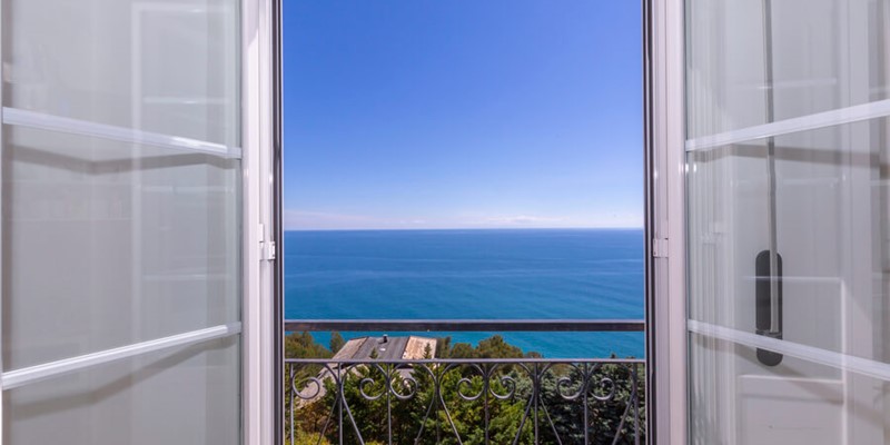 Sole Apartment | Stunning Apartment With Sea Views To Rent In Alassio, Italian Riviera, Italy 2022/2023
