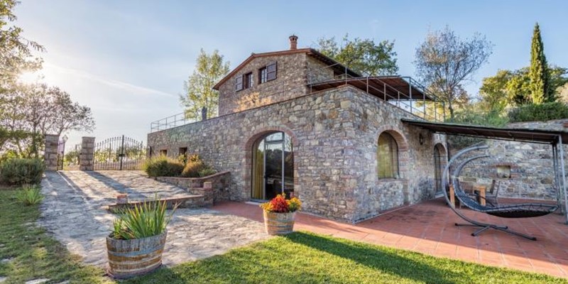 4 bedroomed villa for 8 people with private pool in the Chianti region of Tuscany