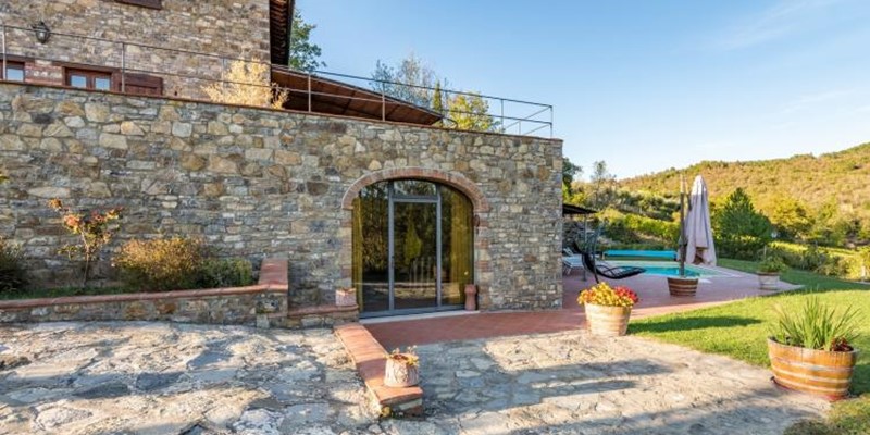 4 bedroomed villa for 8 people with private pool in the Chianti region of Tuscany
