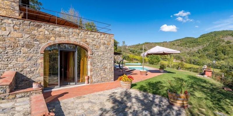 4 bedroomed villa for 8 people with private pool in the Chianti region of Tuscany