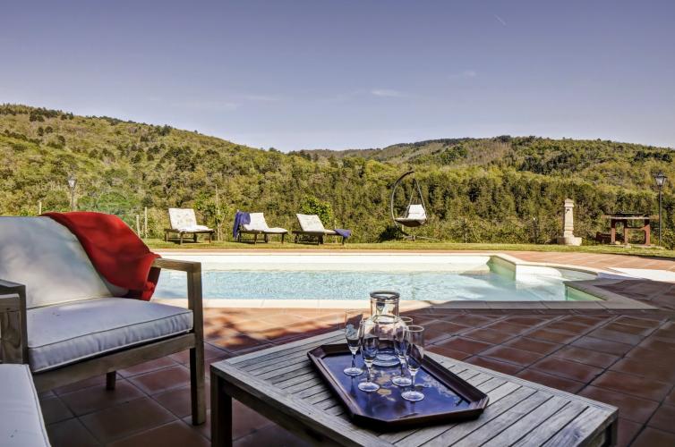 4 bedroomed villa for 8 people with private pool in the Chianti region of Tuscany