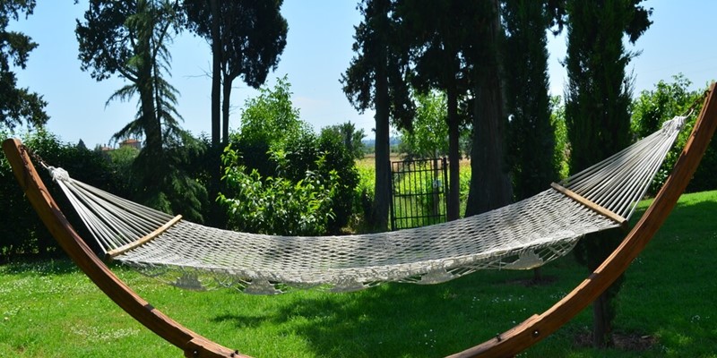 Large villa for 14 people in Tuscany within walking distance of a village