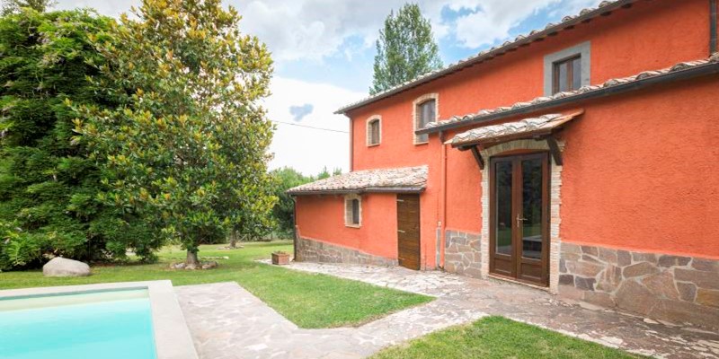 Villa Bagnoregio | Farmhouse Villa With Private Swimming Pool To Rent In Lazio, Italy 2022/2023