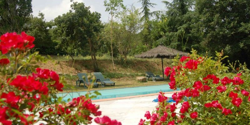 Traditional 9 bedroomed Tuscan villa with private swimming pool