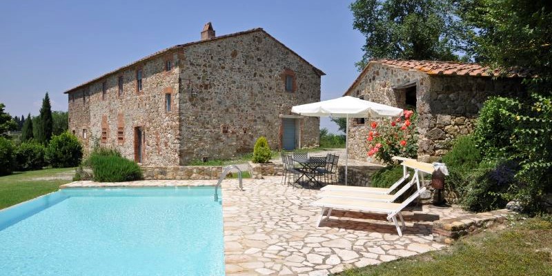 Tuscan stonehouse with 4 bedrooms & private pool